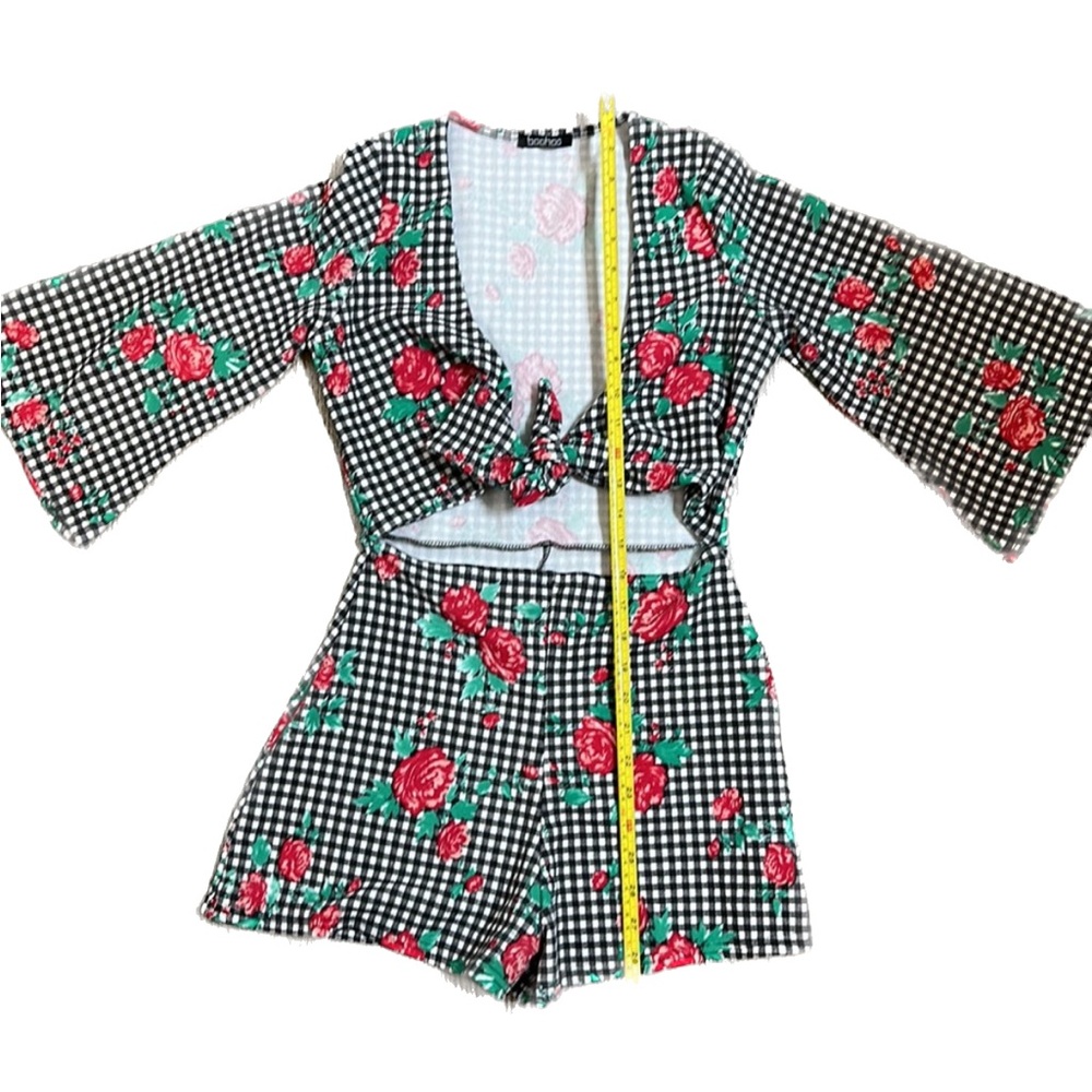 Gingham Floral Romper - Picture 5 of 8